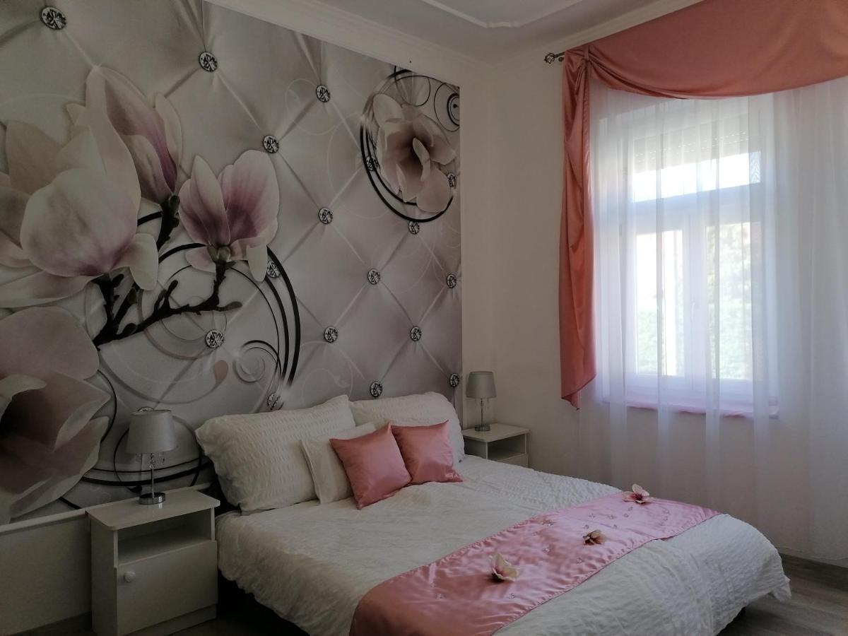 Villa Napsugár Balatonlelle Exteriér fotografie